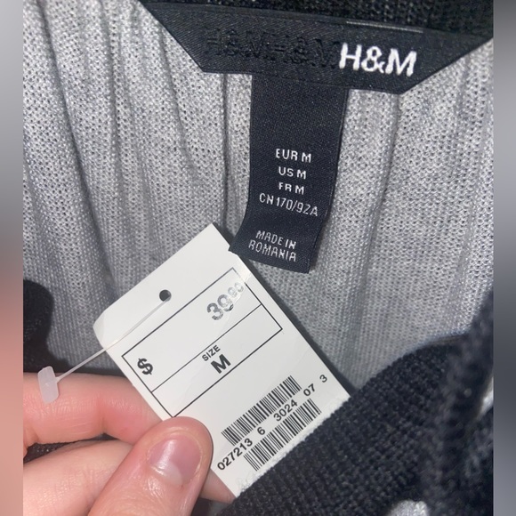 H&M OVERALL DRESS - Picture 3 of 4